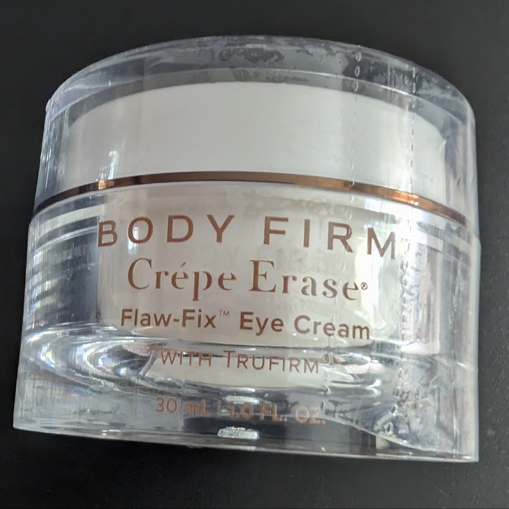 Crepe Erase Flaw Fix Eye Cream - Elegant White and Gold - Picture 5 of 5